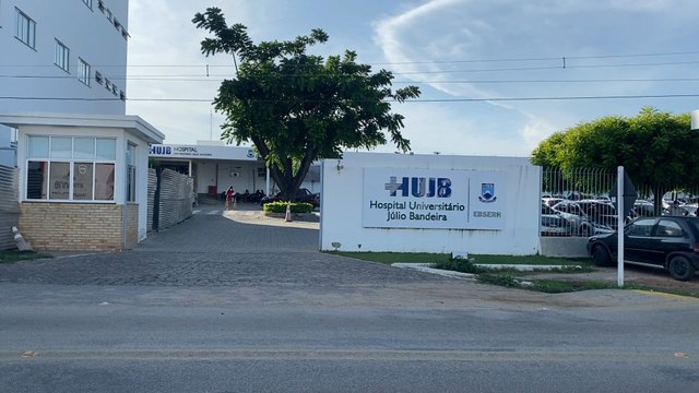 Autoridades ignoram crise na saúde de Cajazeiras e faltam sessão pra não discutir impasse do HUJB