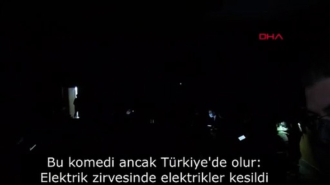 Bu komedi ancak Türkiye'de olur: Elektrik zirvesinde elektrikler kesildi