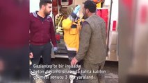 Son dakika! GAZİANTEP - Bakan Koca'dan, kıyafeti kirli olduğu için ambulansa binmek istemeyen işçiyle ilgili paylaşım