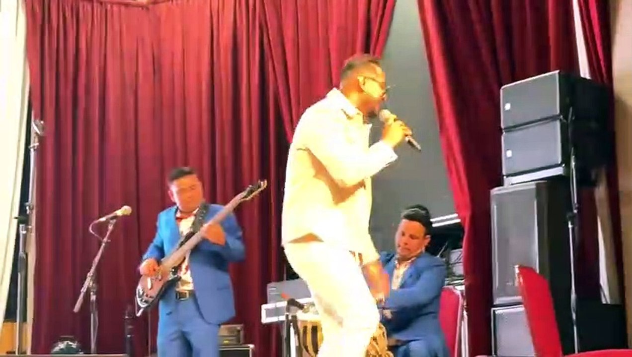 Garry Sandhu Live Concert Performance _ October 2021_ Bay Area _ Latest Punjabi Songs 2021 _ FULL HD|| Live Studio