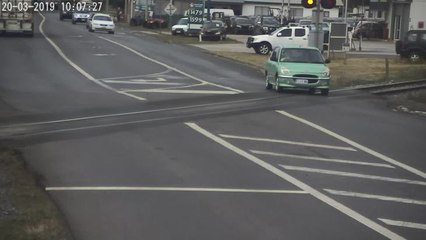 Near miss with train at Stoney Rise near Devonport