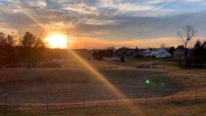 Sunrises and sunsets welcome the coming weekend