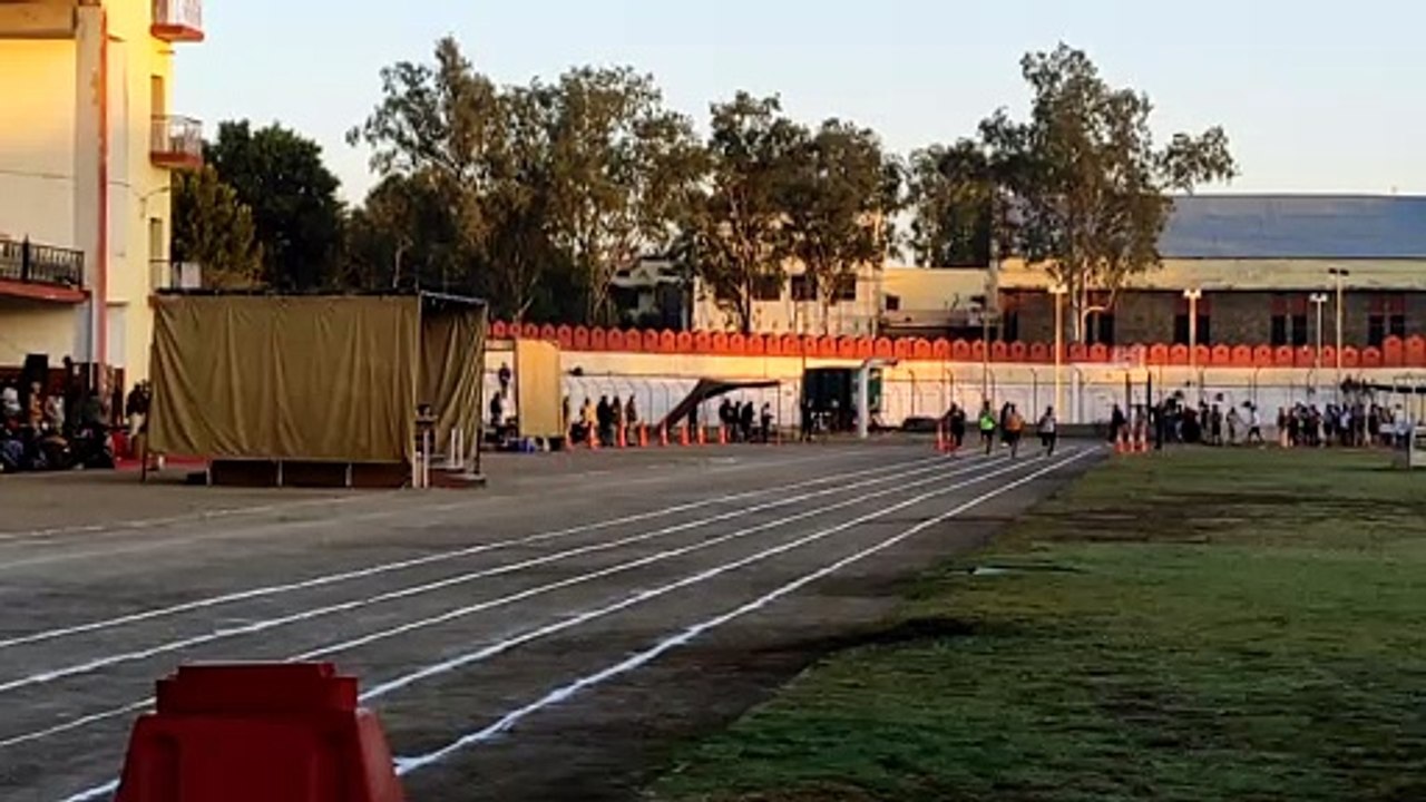 Video सब इंस्पेक्टर भर्ती परीक्षा के पहले दिन 250 अभ्यर्थियों की शारिरिक  दक्षता परीक्षा में जोर  आजमाइश