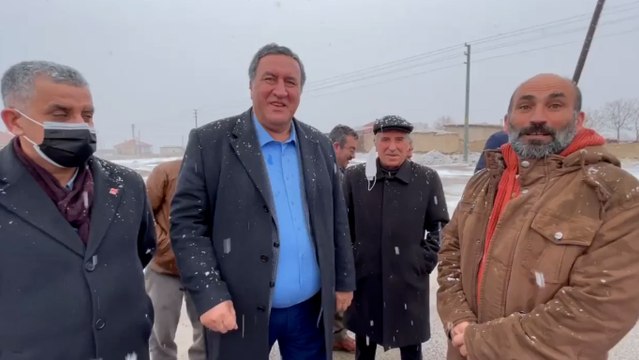 Çiftçi öyle dertli ki: Boş su kuyusuna bile elektrik faturası