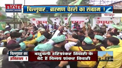 UP Election 2022: Gorakhpur की हॉट सीट पर सीधे CM से टक्कर, देखें क्या है यहां का सियासी समीकरण