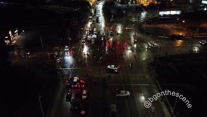 Border Blocked at Ambassador Bridge for Fifth Night as Freedom Convoy Protest Continues