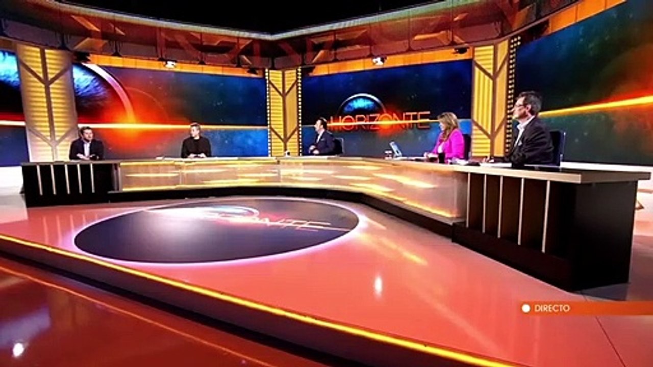 Iker Jiménez reculando, que es gerundio