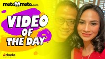 Video of The Day: Demo Pemindahan Makam Vanessa Angel, Livy Renata Bongkar DM Hotman Paris