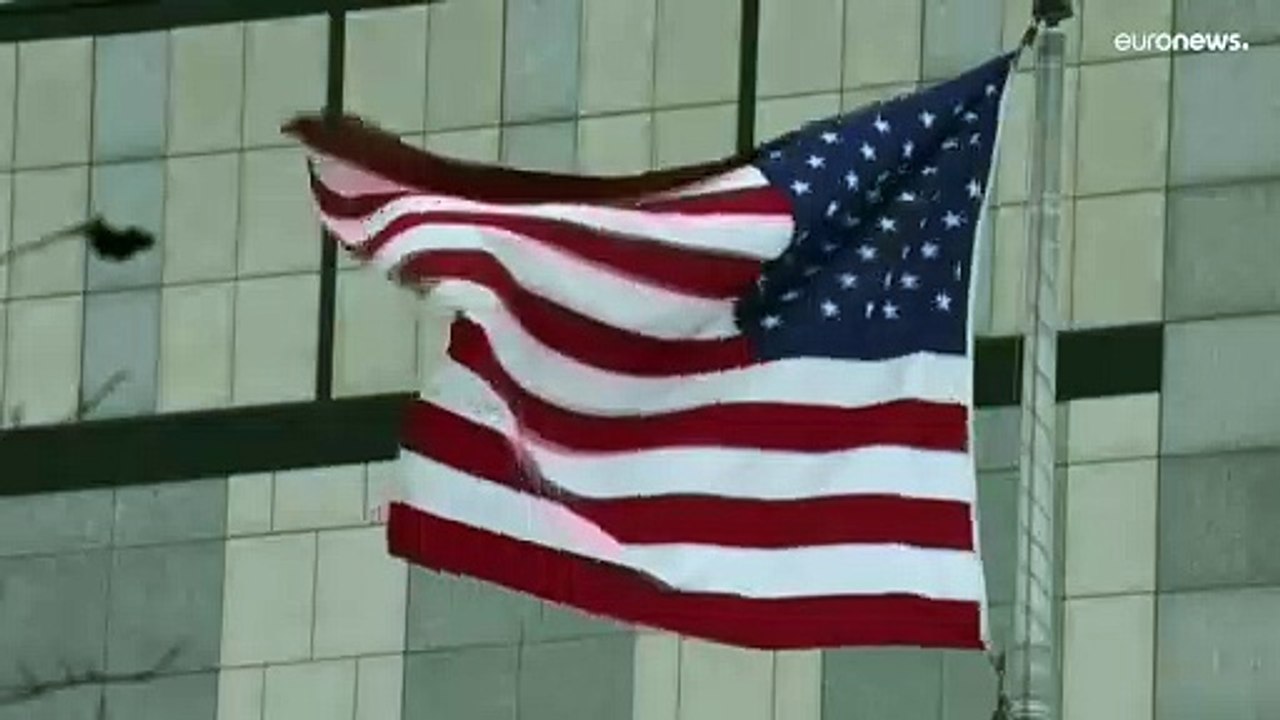 هل بدأت طبول الحرب تُقرع في شرق أوروبا مع دعوة عدة دول رعاياها لمغادرة أوكرانيا فورا؟