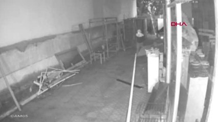 HIRSIZLIK ANLARI GÜVENLİK KAMERASINDA: 2 TUTUKLAMA