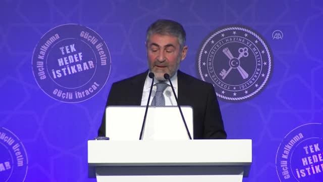 Hazine ve Maliye Bakanı Nebati: "Türkiye'de kur fiyatlarındaki artış iç talepteki artışla birleşince enflasyon belli bir noktaya geldi"