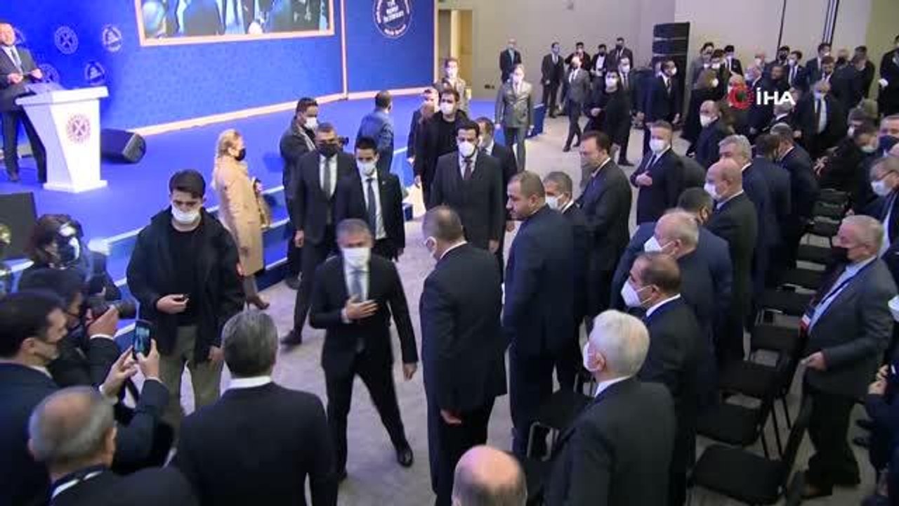 Hazine Bakanı Nebati: "1 Mart'tan itibaren 81 ilde en az 1 adet olmak üzere, 2022 yılında da bin 500'ün üzerinde kuyumcunun dahil olacağı çalışmaları...