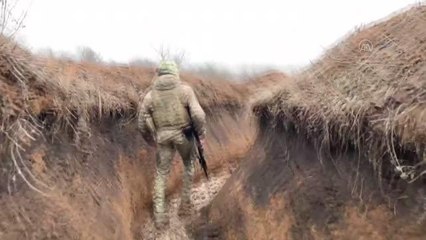 Svitlodarsk bölgesindeki Ukrayna askerleri