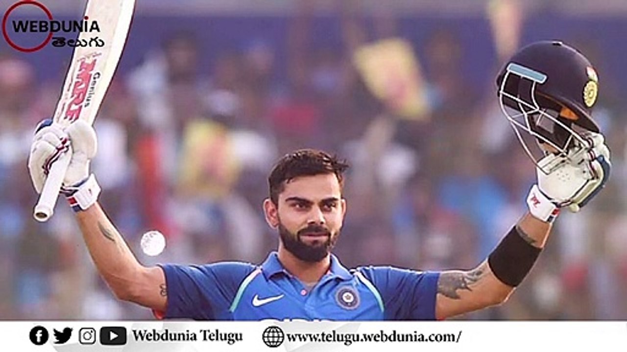 శ్రీవల్లితో క్యాచ్‌ను సెలెబ్రేట్ చేసుకున్న కోహ్లీ