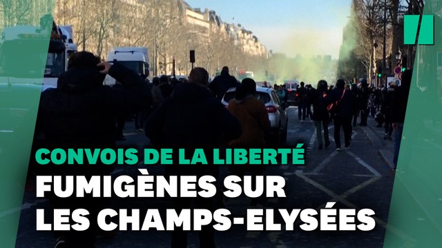 Convois de la liberté : lacrymogènes contre des manifestants sur les Champs-Élysées