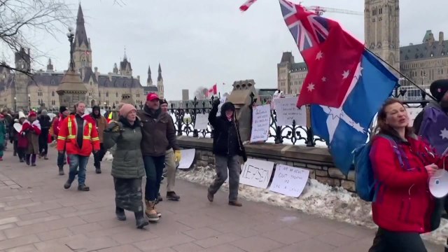 캐나다 경찰, 국경 다리 점거 시위대 해산 일시 중단 / YTN