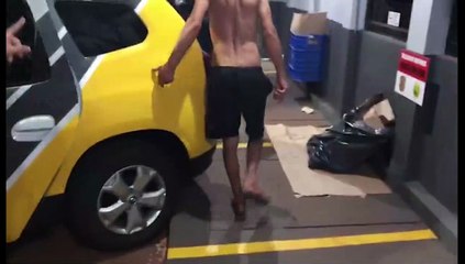 Condutor detido por embriaguez e evadir-se de local de acidente é levado à Delegacia de Polícia Civil