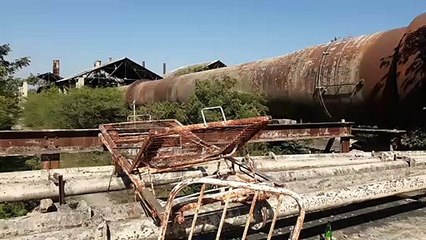 यहां करोड़ों रुपए के स्क्रेप को बेचने पर तुली कंपनियां, विरोध के बाद भागे...