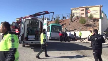 Halk otobüsüyle AFAD aracı çarpıştı: 1 ölü, 3 yaralı