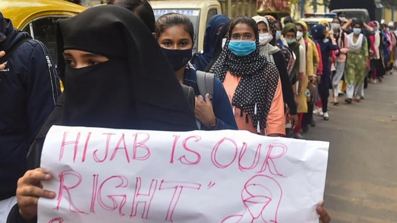 Karnataka 'Hijab' controversy intensifies politics in UP