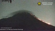 Detik-Detik Gunung Merapi Kembali Luncurkan Guguran Lava Pijar