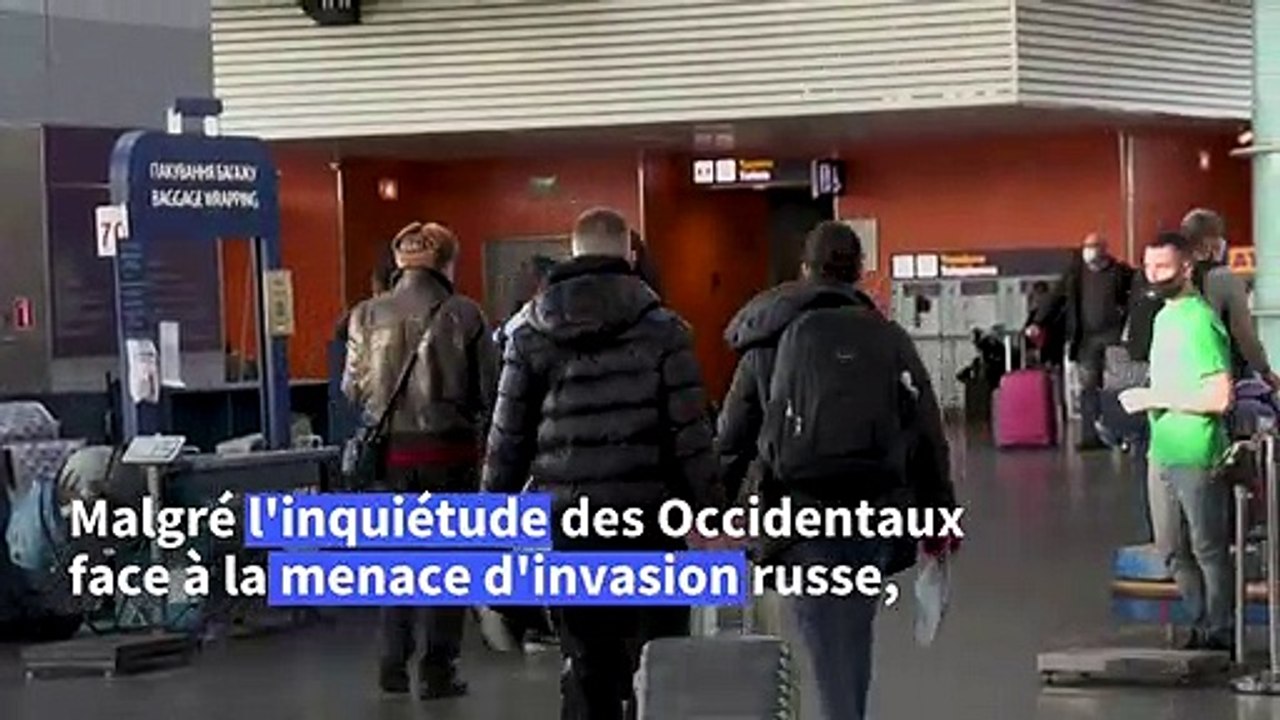 Ukraine: réaction de voyageurs réagissent à la menace de fermeture de l'espact aérien