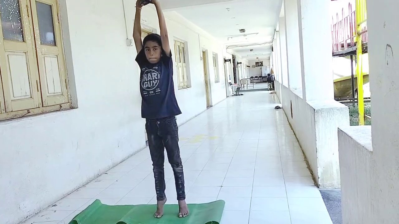 ताडासन करने की विधि। Yoga। #Tadaasan