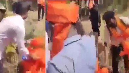 ತಲೆಗೆ ಕೇಸರಿ ಶಾಲು ಹಾಕಿರೋರ್ಯಾರು? ಕಿಚ್ಚು ಹತ್ತಿಸೋ ವೈರಲ್ ವಿಡಿಯೋ | Oneindia Kannada