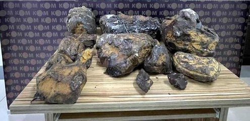 Yasa dışı yolla Türkiye'ye getirdiler! Piyasa değeri 10 milyon TL olan balina kusmuğu ele geçirildi