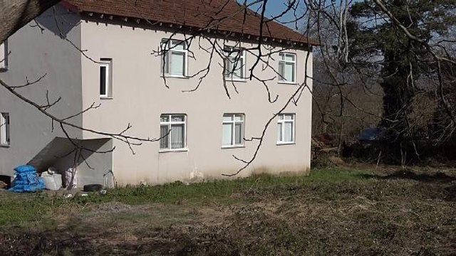 YARGITAY'IN KARARINA RAĞMEN KUZENİNİN ARSASINA TAŞAN EVİNİ YIKMADI