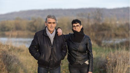 GALA VIDEO - L’amour est dans le pré : Emmanuelle, inscrite avec son père, espère “une belle aventure à vivre ensemble”