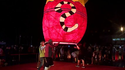 التايوانيون يتدفقون للمشاركة بالمهرجان السنوي للمصابيح