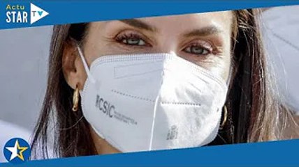 Letizia d'Espagne : la reine aux cheveux grisonnants inspire avec un look printanier