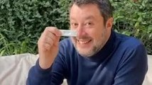 Matteo Salvini gu@rito dal Covid sulle note di Jovanotti: «Io penso positivo... no neg@tivo»