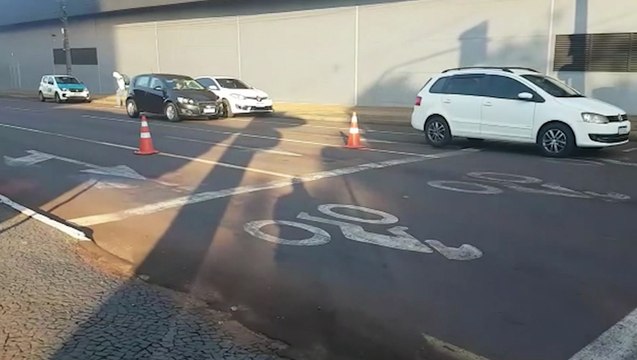 Atenção: Semáforos entre as Ruas Erechim e Vicente Machado estão em amarelo intermitente