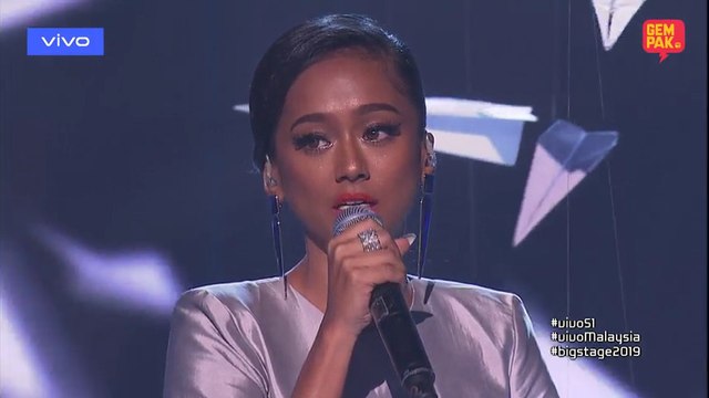 Neeta & Azmi Saat - Tentang Dia | Big Stage (Week 4)