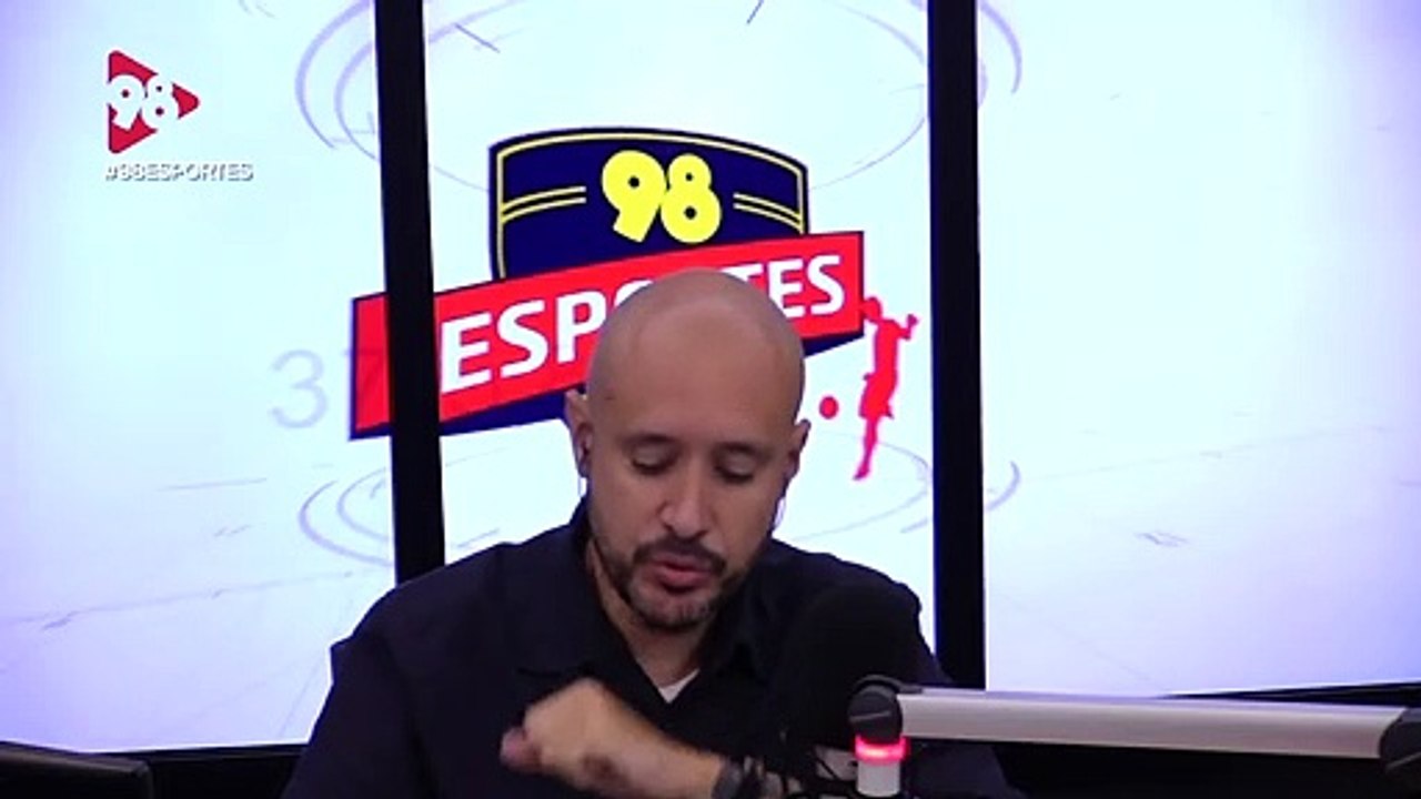 98 Esportes | "Uma pipocada do senhor juiz. Era para o Alê ter sido expulso", avalia Alexandre Silva