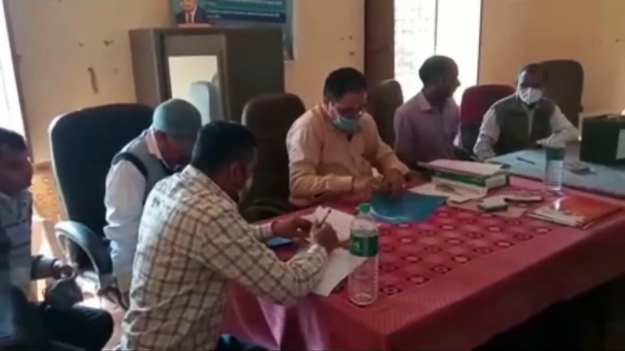 वार्डपंचों ने मत डाला, परिणाम पर उच्च न्यायालय...
