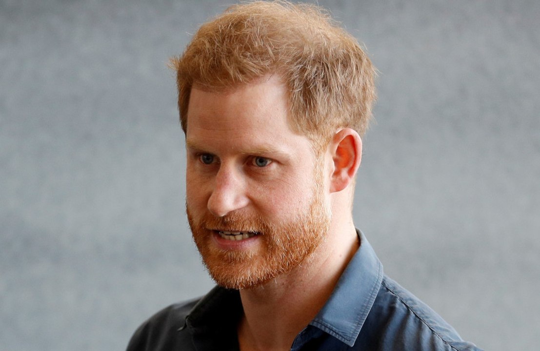 Prinz Harry: In weiblicher Begleitung beim Super Bowl