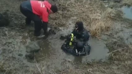 Teröristlerin su altına sakladığı mühimmat ele geçirildi