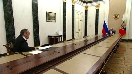 Лавров выступил за продолжение переговоров с Западом