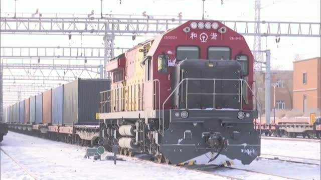 Récord en un puerto de China con 784 trenes partiendo hacia Europa en un día