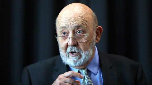 Ridículo de Tezanos en el CIS: nunca dio ganador a Mañueco y engordó al PSOE en 6 escaños