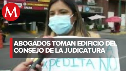 Se intensifica protesta de Abogados tomando el edificio del consejo de la judicatura