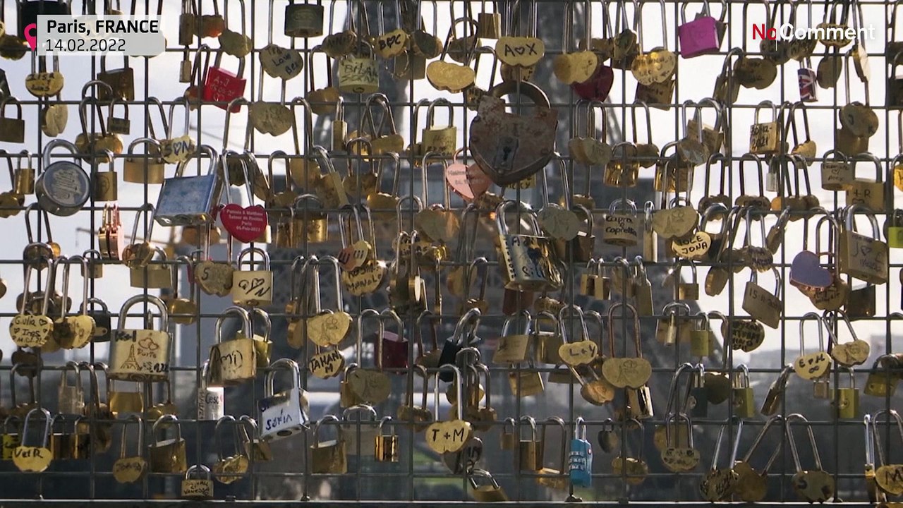 Eiffelturm und rote Rosen: Am Valentinstag besonders gefragt