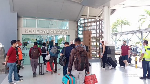 Moment Para Pembalap Meninggalkan Mandalika