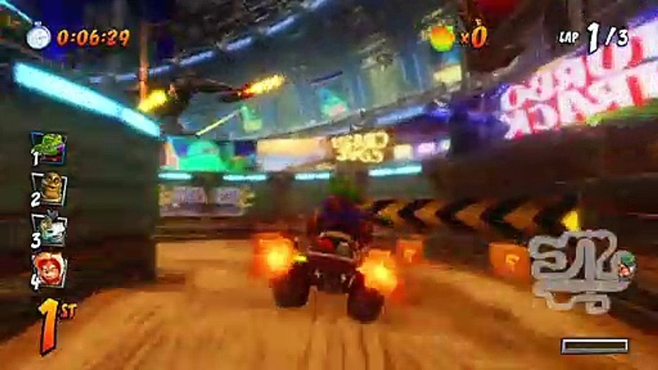 Tiny Arena Mirror Mode Nintendo Switch Gameplay - Crash Team Racing Nitro-Fueled