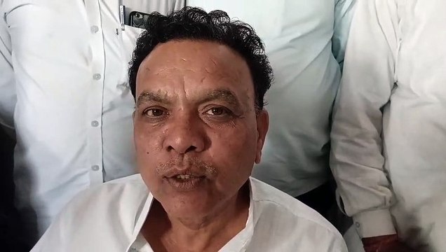 शव आते ही घर में मचा कोहराम, घर के बाहर लगी भीड़