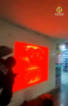 Momento da captura do homem que esfaqueou transeunte na Estação Rodoviária de Brasília