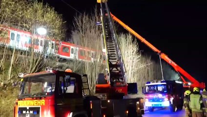 Almanya'da tren kazası: 1 ölü